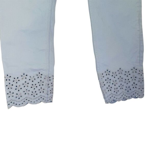 Ted Baker Nellsi Slim-Leg Embroidered-Hem Jeans in Light Blue Size 32 - Picture 4 of 8